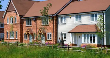 Haus 3 Schlafzimmer in Cranleigh, Großbritannien