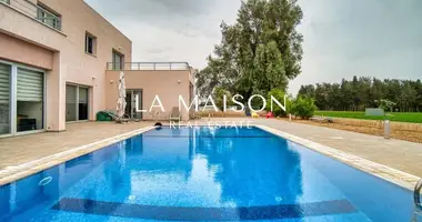 4 bedroom house in Yeroskipou, Cyprus