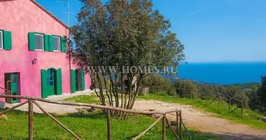 Villa 5 bedrooms with Furnitured, with Air conditioner, with Garden in Livorno, Italy