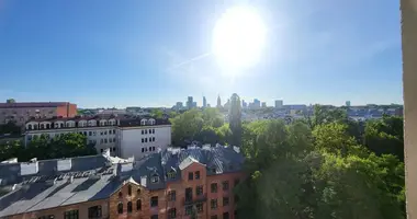 Квартира 2 комнаты в Варшава, Польша