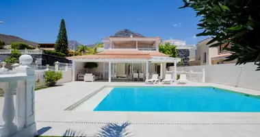 Villa 5 bedrooms with parking, with Furnitured, with Air conditioner in Adeje, Spain