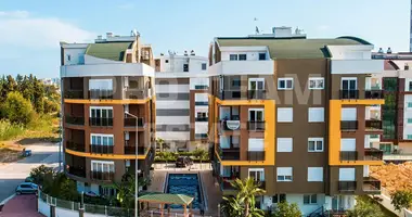 Reihenhaus 2 zimmer mit Doppelt verglaste Fenster, mit Balkon, mit Möbliert in Konyaalti, Türkei