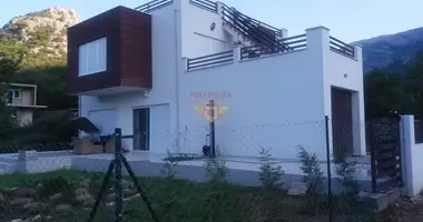 5 bedroom house in Miljevci, Montenegro