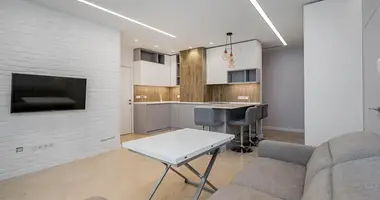 Apartamento 3 habitaciones en Minsk, Belarús