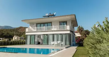 Villa 5 rooms with parking, with Swimming pool, with Covered parking in Alanya, Turkey