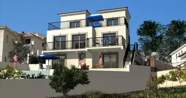 Вилла 5 комнат  с парковкой, с видом на море, с террасой в Пейя, Кипр