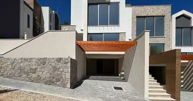 Adosado Adosado 3 habitaciones con Aire acondicionado en Tivat, Montenegro