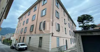 Квартира 4 комнаты в Комо, Италия