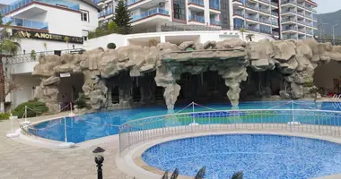 Villa Villa de 3 habitaciones con aparcamiento, con ascensor, con vista al mar en Alanya, Turquía