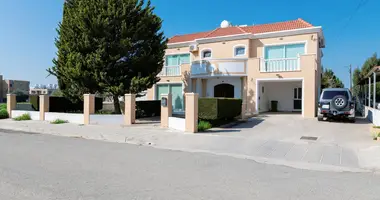 Villa 4 bedrooms in Ayia Napa, Cyprus