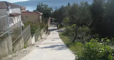 Участок земли в Баошичи, Черногория