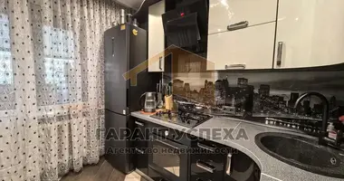 Квартира 3 комнаты в Мухавецкий сельский Совет, Беларусь