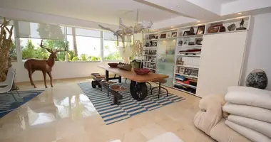 3 bedroom apartment in Bel Air, Spain