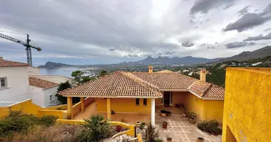 5 bedroom house in Altea, Spain