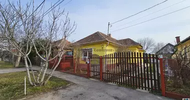Casa 4 habitaciones en Gyal, Hungría