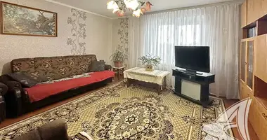 Apartamento 3 habitaciones en Brest, Bielorrusia