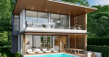 Villa 4 bedrooms in Chalong, Thailand