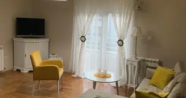 Apartamento 2 habitaciones con aparcamiento público en Cetinje, Montenegro