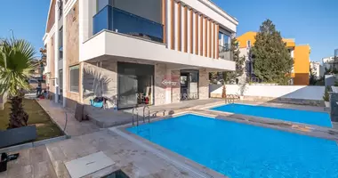 4 room house with air conditioning, with swimming pool, with garden in Lara, Turkey