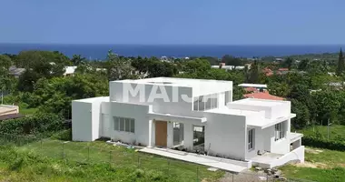 Villa 5 Zimmer mit Schwimmbad, mit guter Zustand, mit Bergblick in Sosua, Dominikanischen Republik