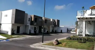 Dom 3 pokoi w Corregidora, Meksyk