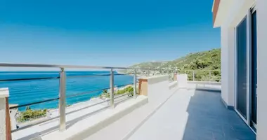 Penthouse 2 bedrooms with Balcony, with Air conditioner, with Sea view in Dobra Voda, Montenegro