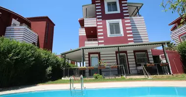 Villa 5 Zimmer mit Balkon, mit Klimaanlage, mit Parken in Belek, Türkei