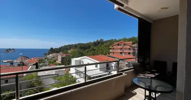 3 bedroom apartment in Petrovac, Montenegro