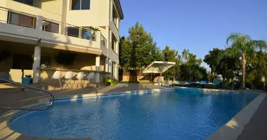 Dom 8 pokojów w Tala, Cyprus