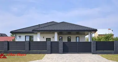 Dom wolnostojący w Kalodziscanski sielski Saviet, Białoruś
