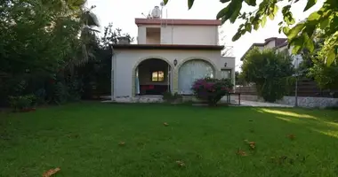 Villa  mit Möbliert, mit Garten, mit Bergblick in Agios Epiktitos, Nordzypern