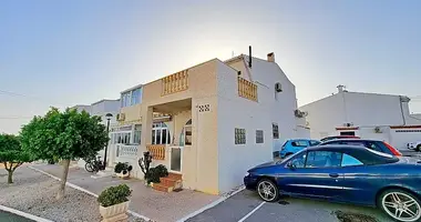 Adosado Adosado 2 habitaciones con Aire acondicionado, con Terraza, con Junto al mar en Torrevieja, España