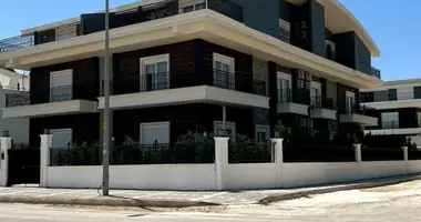 2 room apartment with balcony, with air conditioning, with with repair in Belek, Turkey