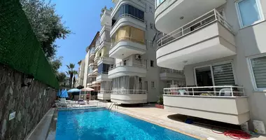 Wohnung 2 Zimmer mit Aufzug, mit Schwimmbad, mit Bergblick in Alanya, Türkei