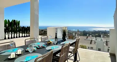 Mieszkanie 3 pokoi w Benalmadena, Hiszpania