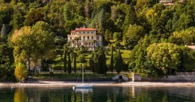 Villa 13 bedrooms in Opatija, Croatia