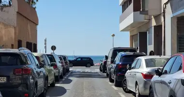 Mieszkanie 4 pokoi w Torrevieja, Hiszpania