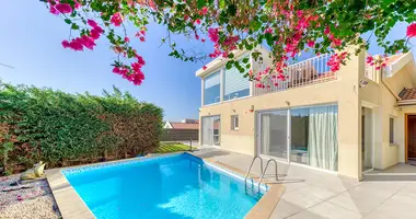 3 bedroom house in koinoteta agiou tychona, Cyprus