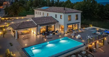 Villa 4 chambres dans Umag, Croatie