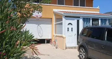 Dom 4 pokoi w Burtaisi, Czarnogóra