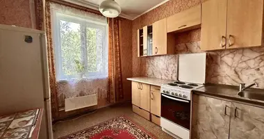 Apartamento 3 habitaciones en Minsk, Bielorrusia