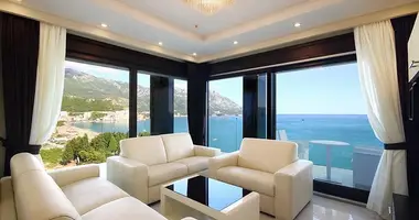 Wohnung 3 Zimmer in Budva, Montenegro