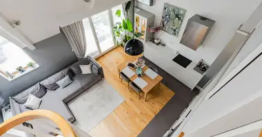 Wohnung 4 zimmer in Warschau, Polen