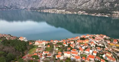 Casa en Prcanj, Montenegro