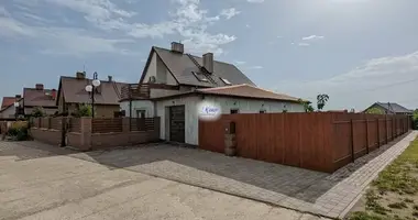 Haus 5 Zimmer in Föderationskreis Nordwest, Russland