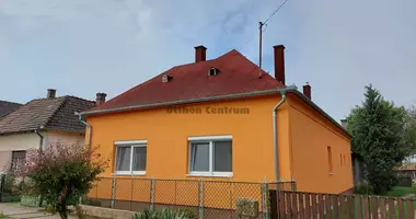 5 room house in Inke, Hungary