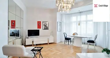 Apartamento 4 habitaciones en Praga, República Checa