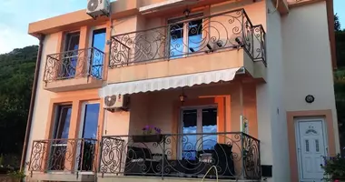 Dom 4 pokoi w Pecurice, Czarnogóra