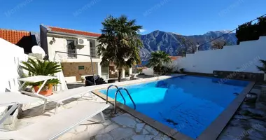 Villa 4 bedrooms with Sea view, with Garage in Kotor, Montenegro