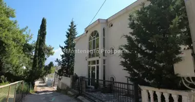 Nieruchomości komercyjne 350 m² w Ulcinj, Czarnogóra